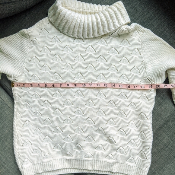 Cream knit sweater - Picture 7 of 7